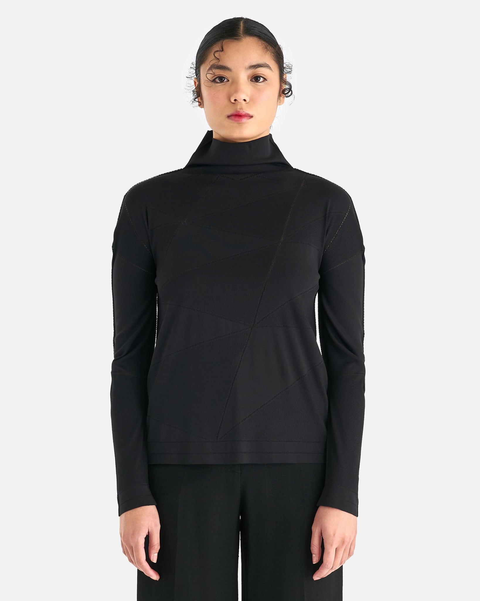 132 5. A-Poc Top in Black – SVRN