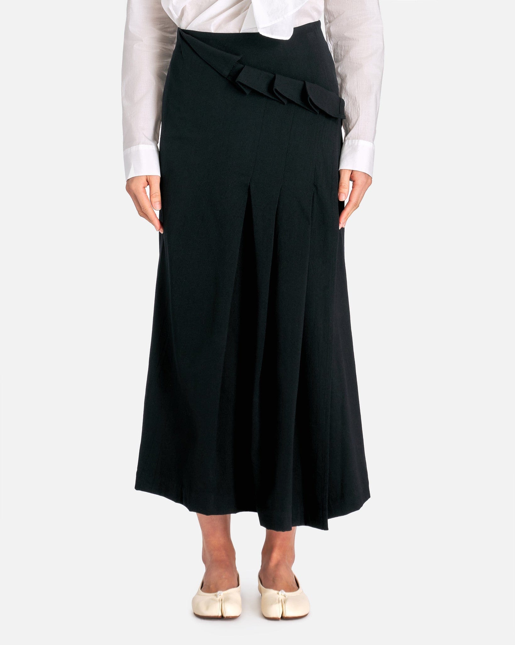 H-Pleated Wrap S in Black – SVRN