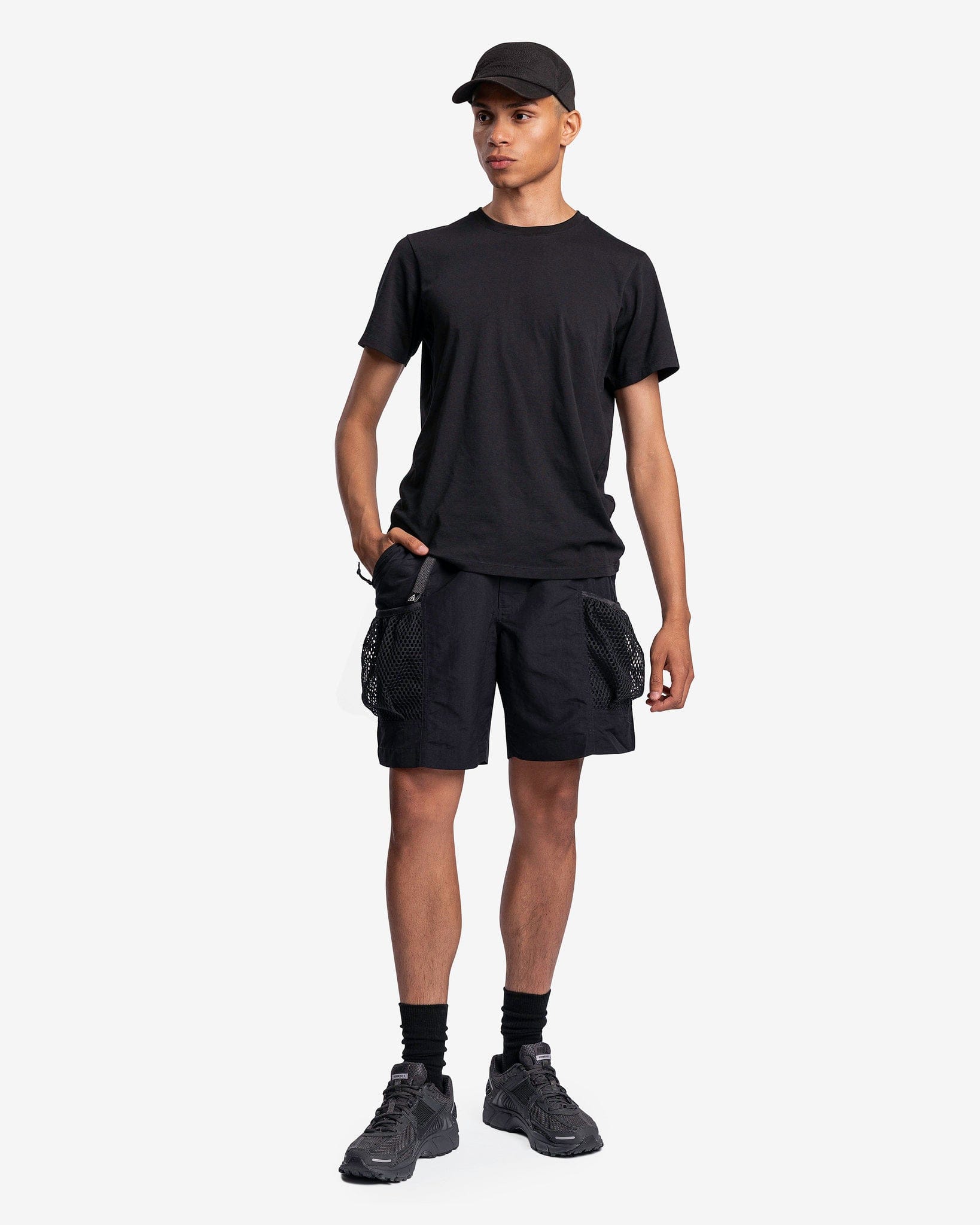 ACG Snowgrass Cargo Shorts in Black