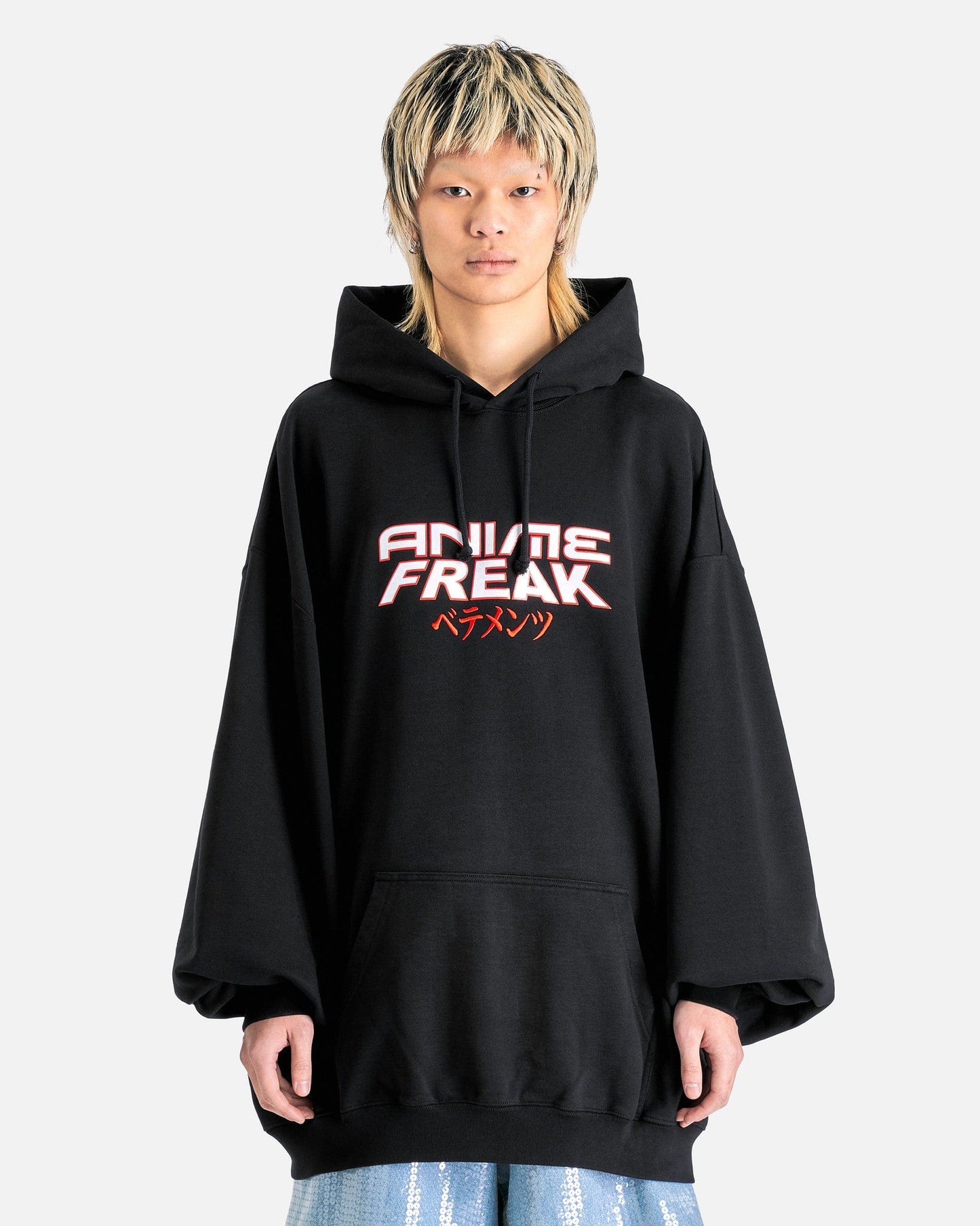 VETEMENTS Men's Sweatshirts Anime Freak Hoodie in Black