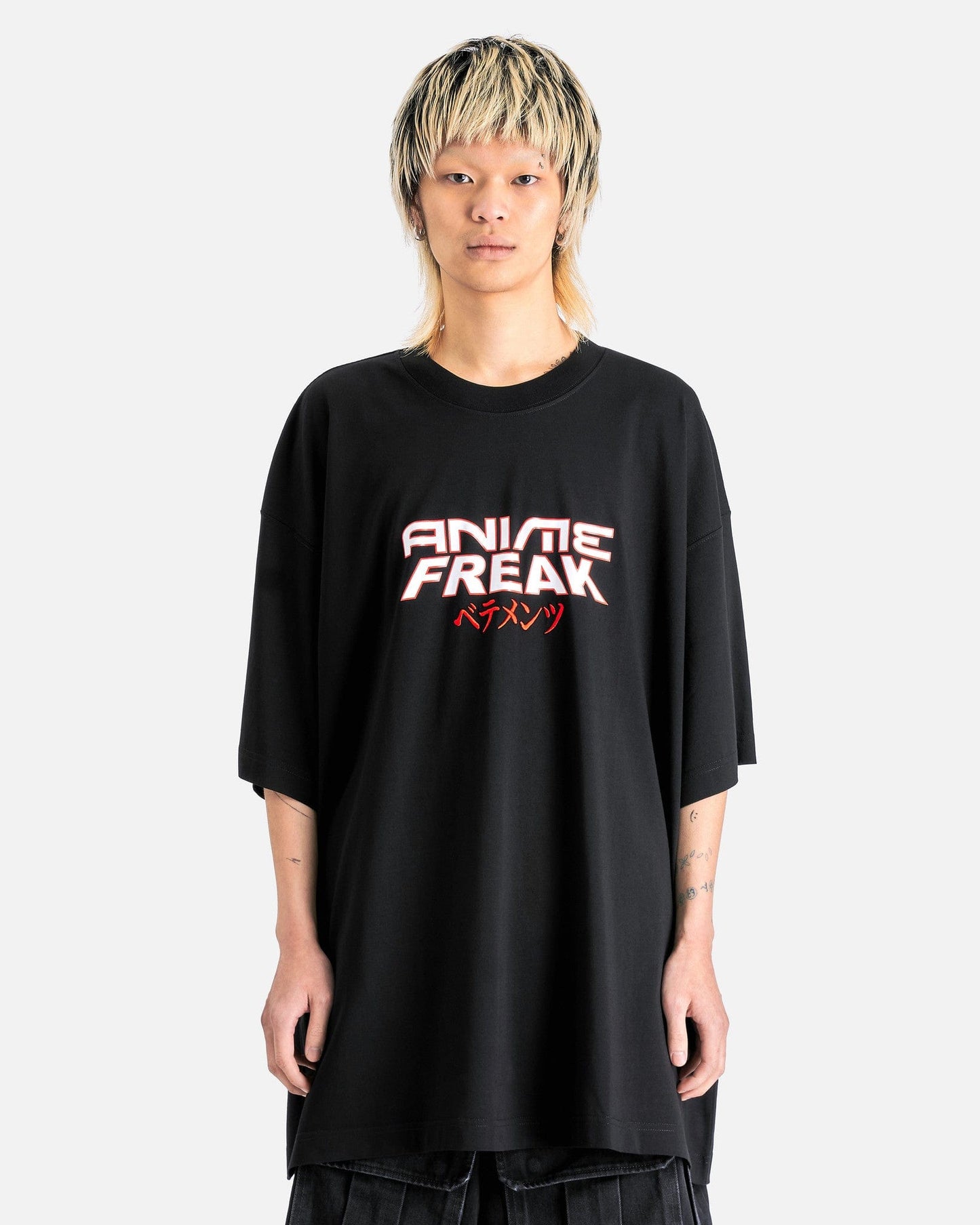 VETEMENTS Men's T-Shirts Anime Freak T-Shirt in Black