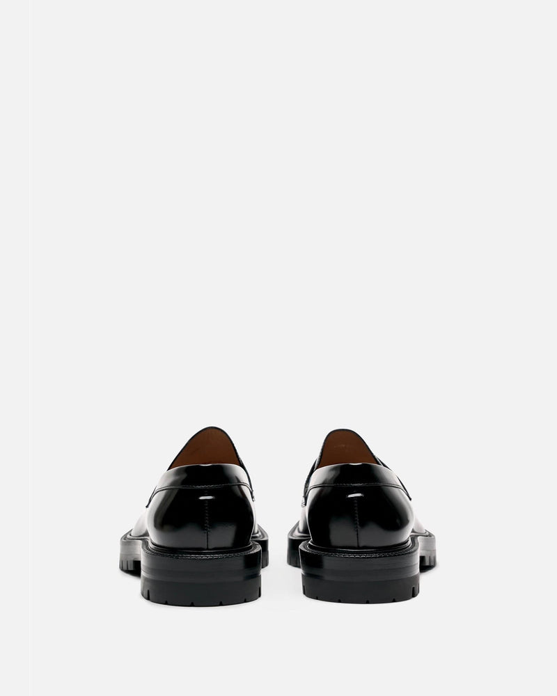 Maison Margiela Men's Shoes Brushed Calfskin Tabi Loafers in Black