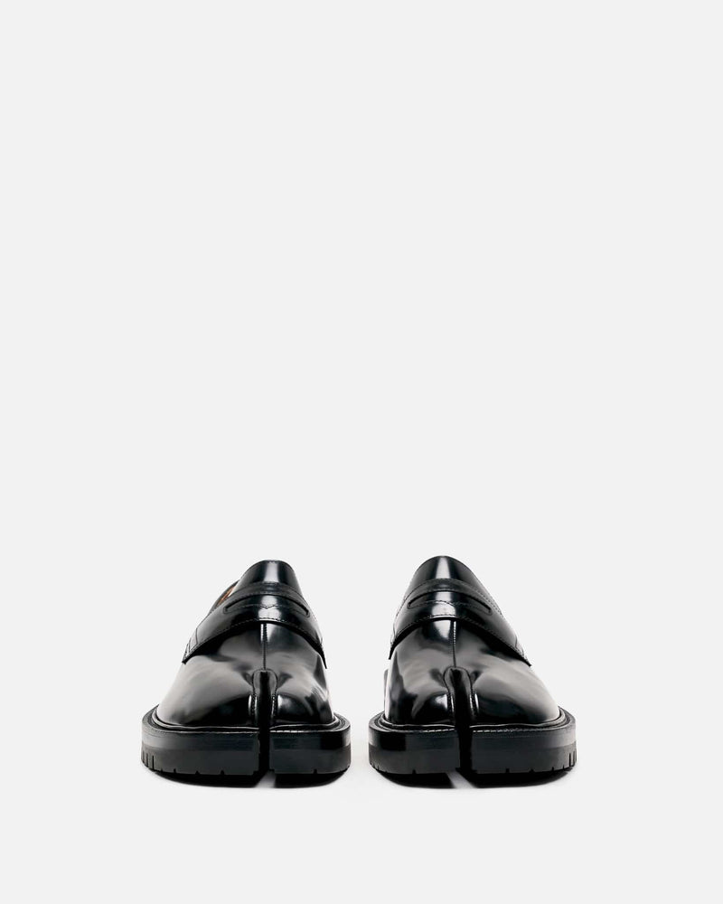 Maison Margiela Men's Shoes Brushed Calfskin Tabi Loafers in Black