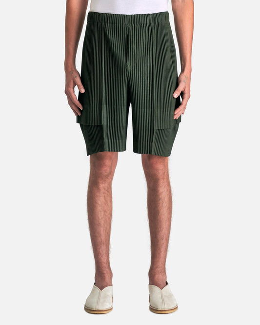 Homme Plissé Issey Miyake Men's Shorts Cargo Shorts in Deep Green