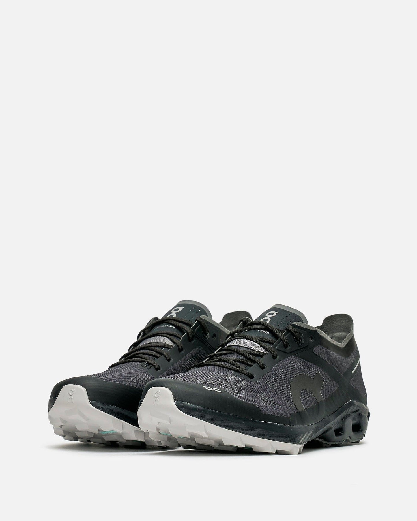 On Men's Sneakers Cloudventure Peak 3 in Black/Glacier