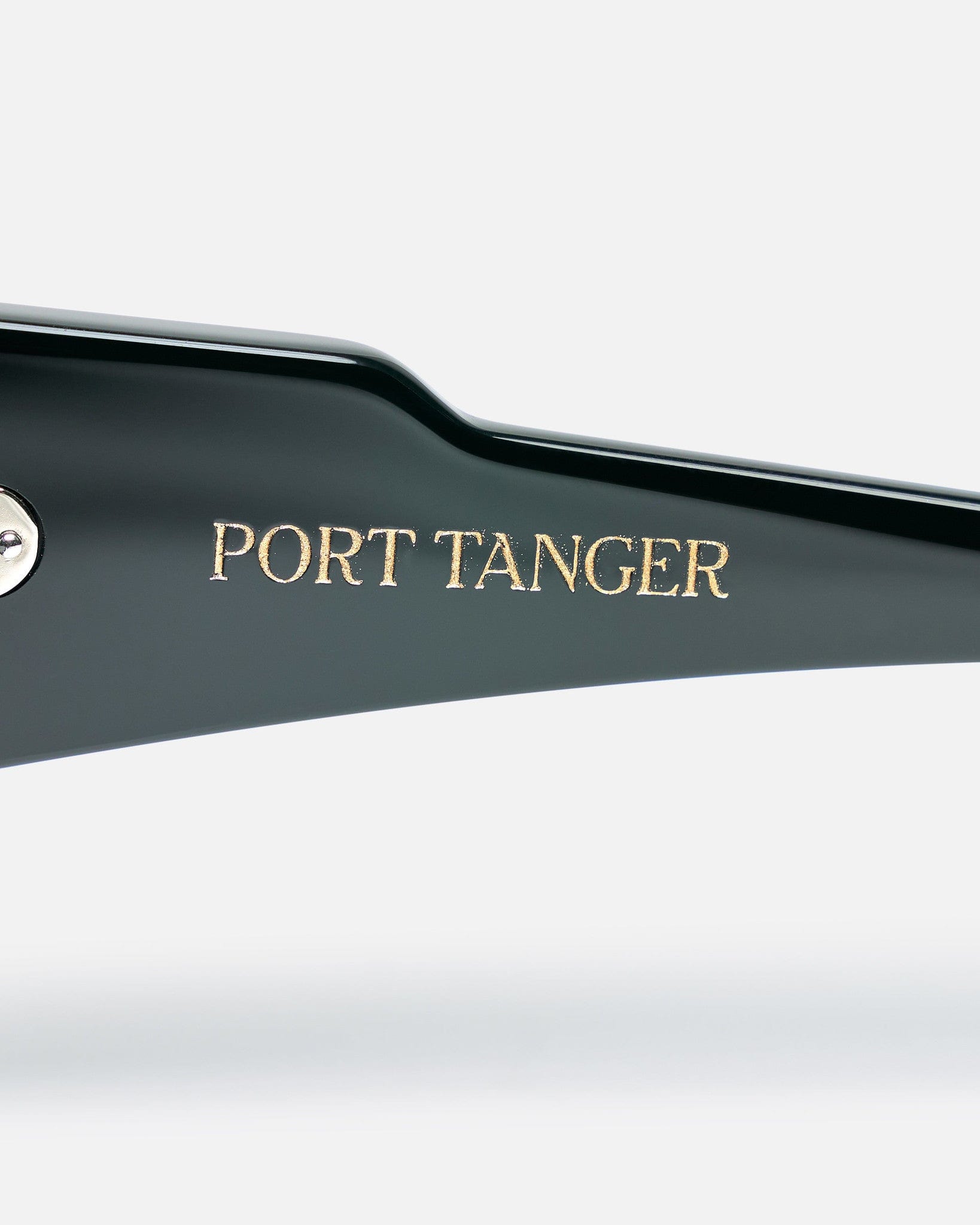 Port Tanger Eyewear OS Gambia in Black/Black