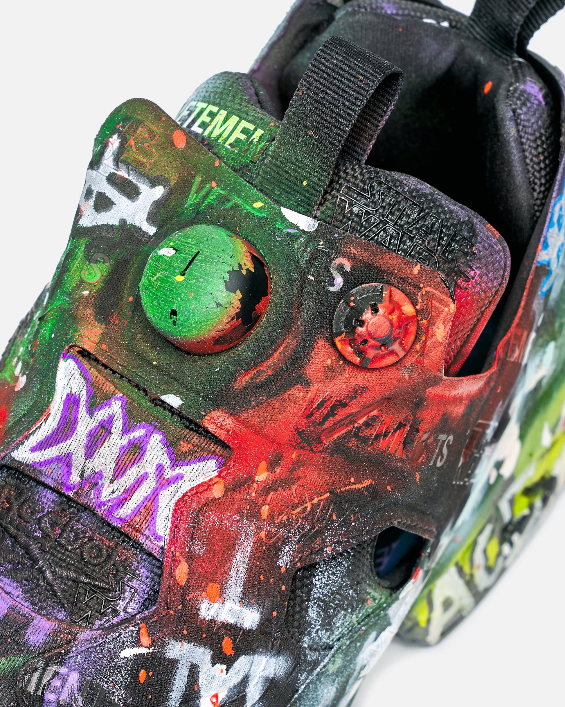 VETEMENTS Men's Sneakers Hand Painted Reebok Instapump Fury in Black Graffiti