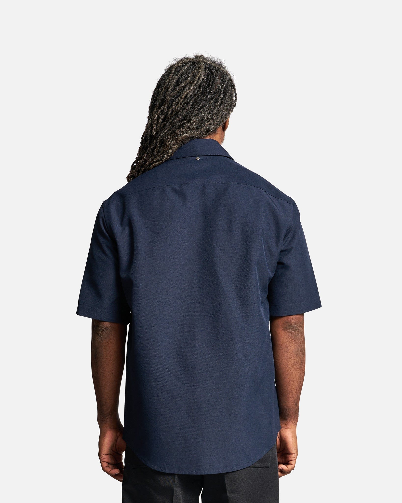 Ian Shirt Short Sleeved in Navy