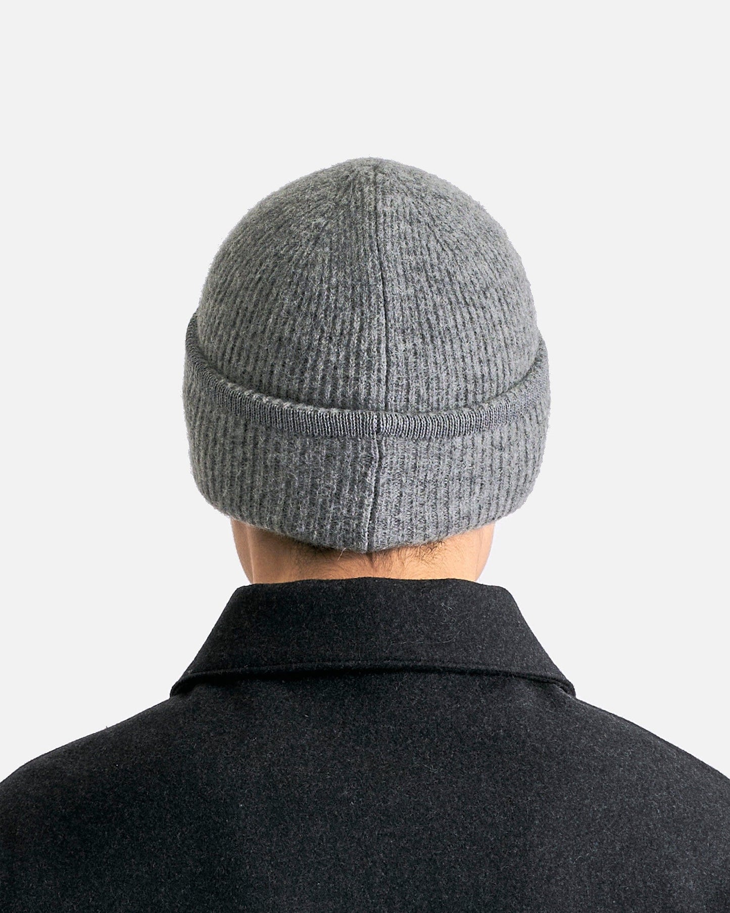 Jacquemus Men's Hats OS Le Bonnet Gros Grain in Dark Grey