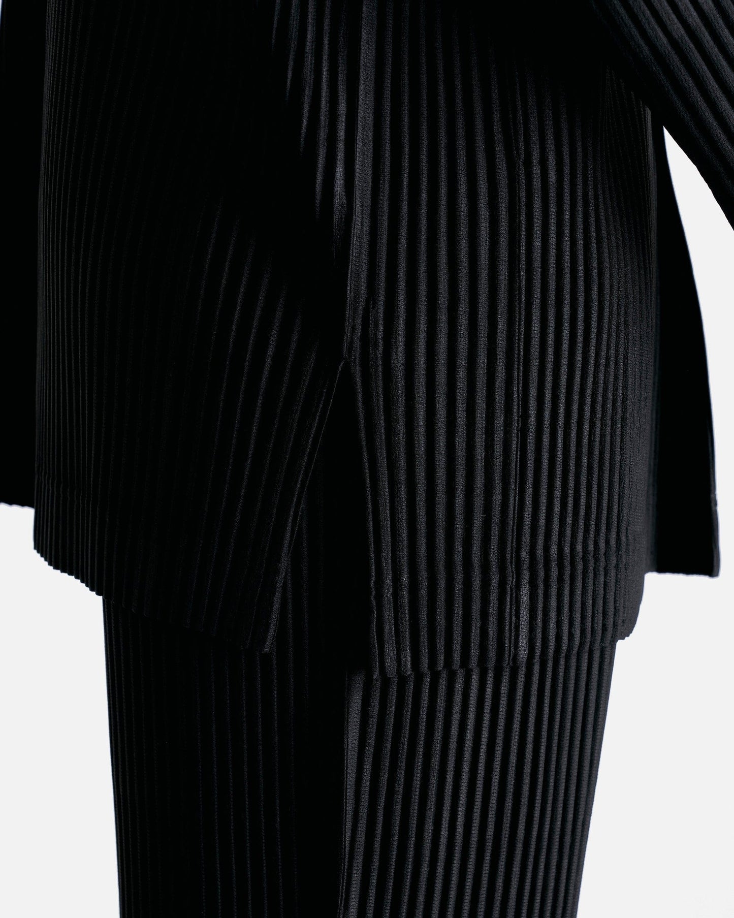 Homme Plissé Issey Miyake Men Sweaters MC October Pleated Cardigan in Black