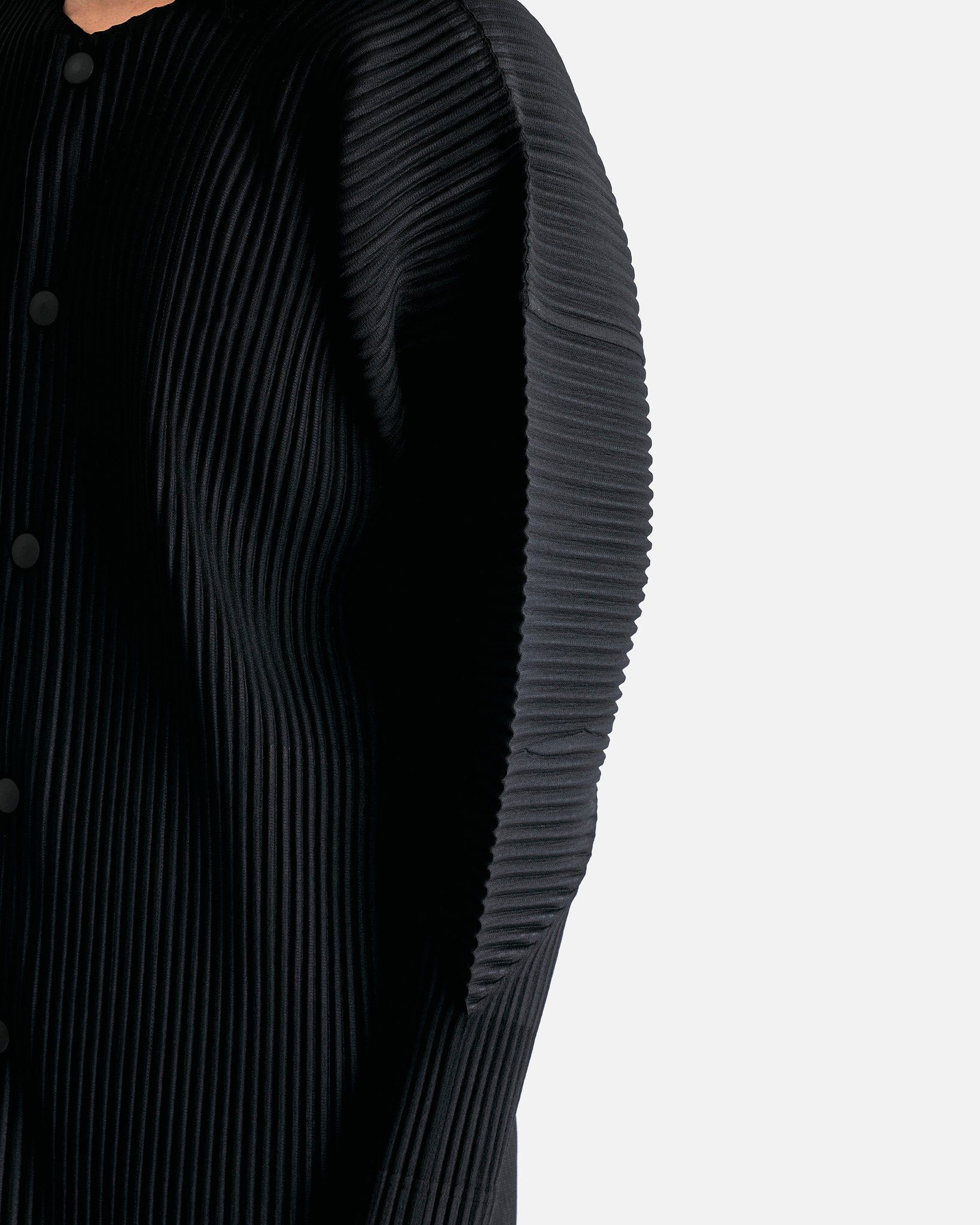 Homme Plissé Issey Miyake Men Sweaters MC October Pleated Cardigan in Black