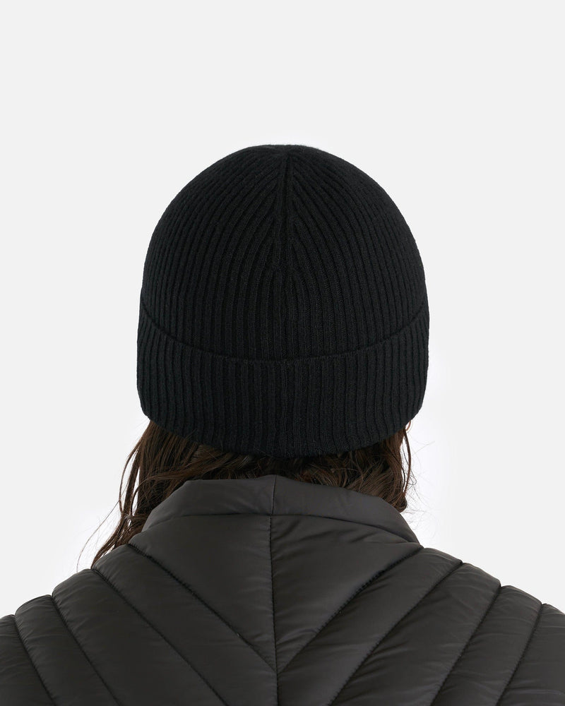 NWOT Moncler rib-knit beanie for shops men black