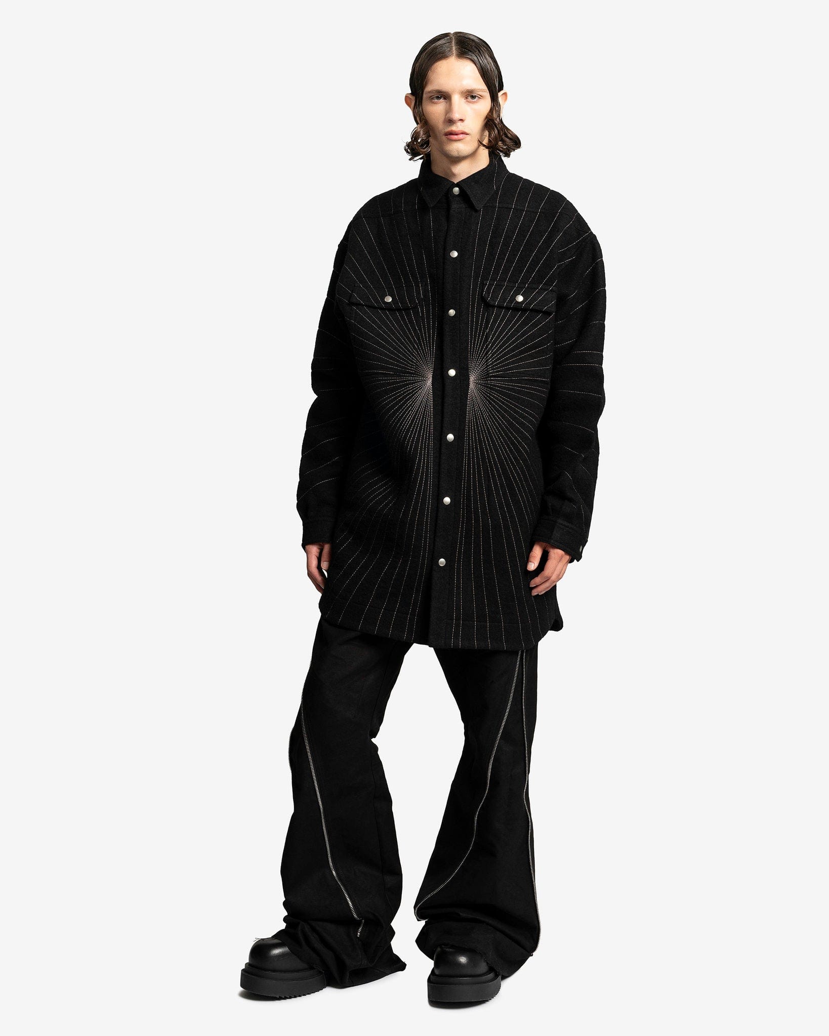 Oversized Outershirt in Black/Dust – SVRN