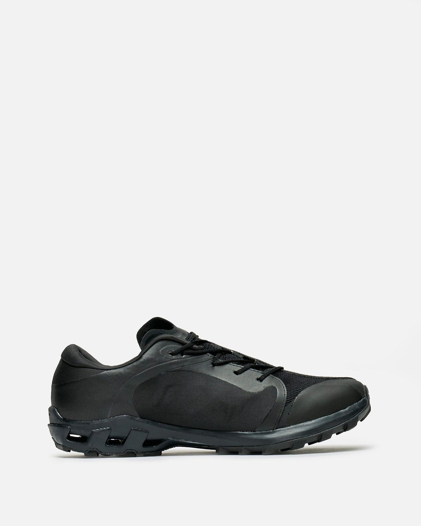 On Men's Sneakers PAF Cloudventure 2 in Black