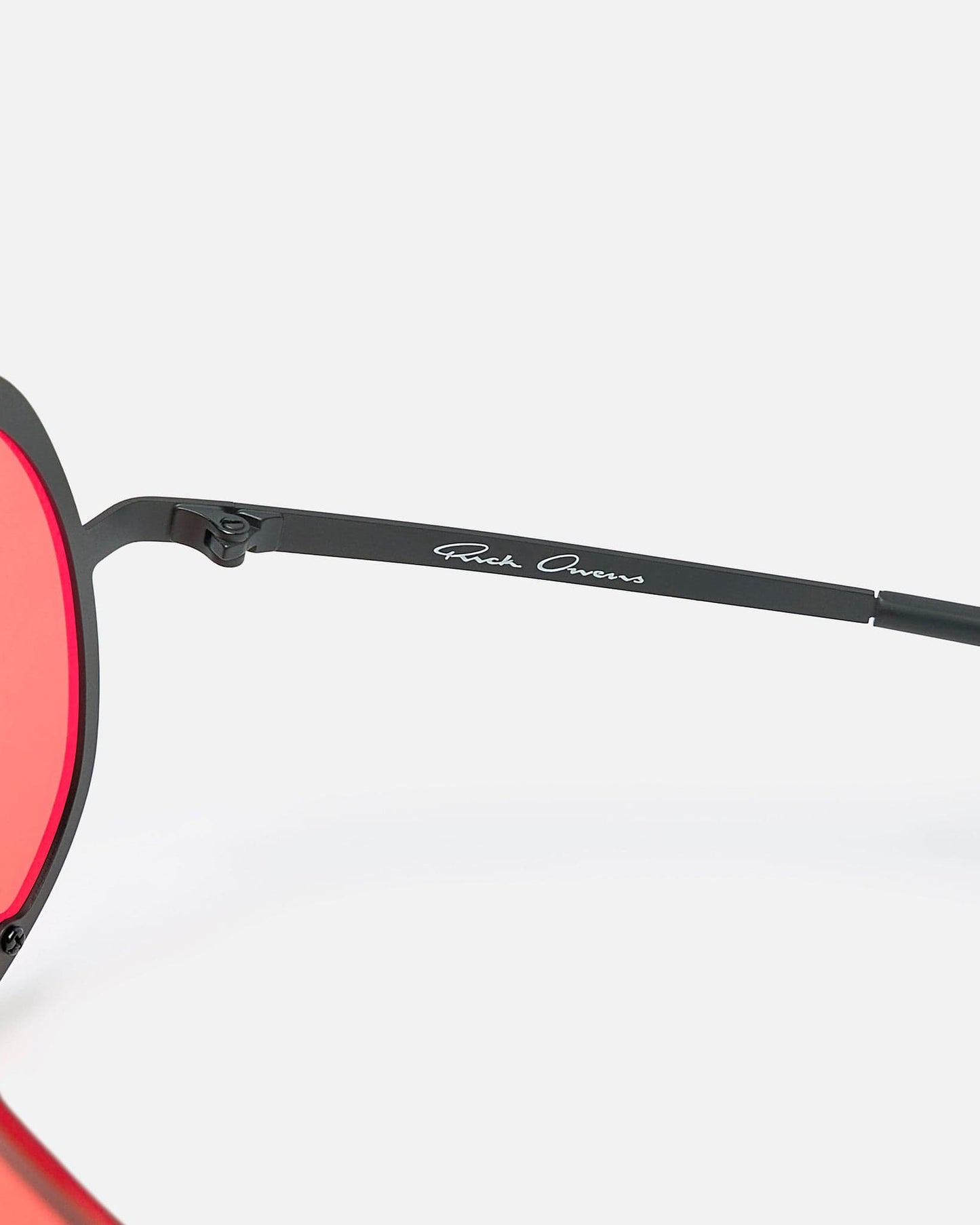 Rick Owens Eyewear OS Shield Sunglasses in Black/Red