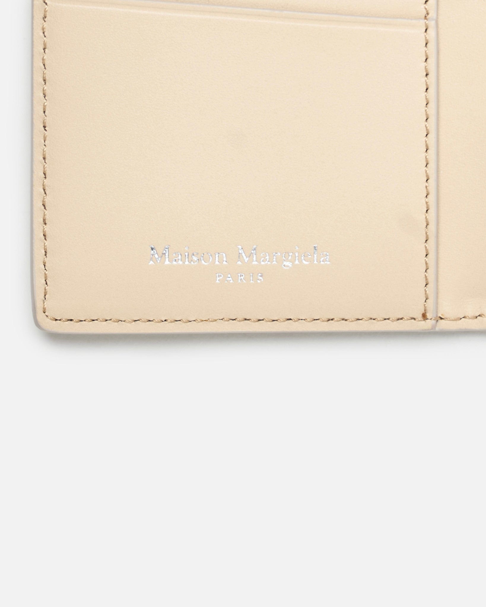 Textured Leather Cardholder in White