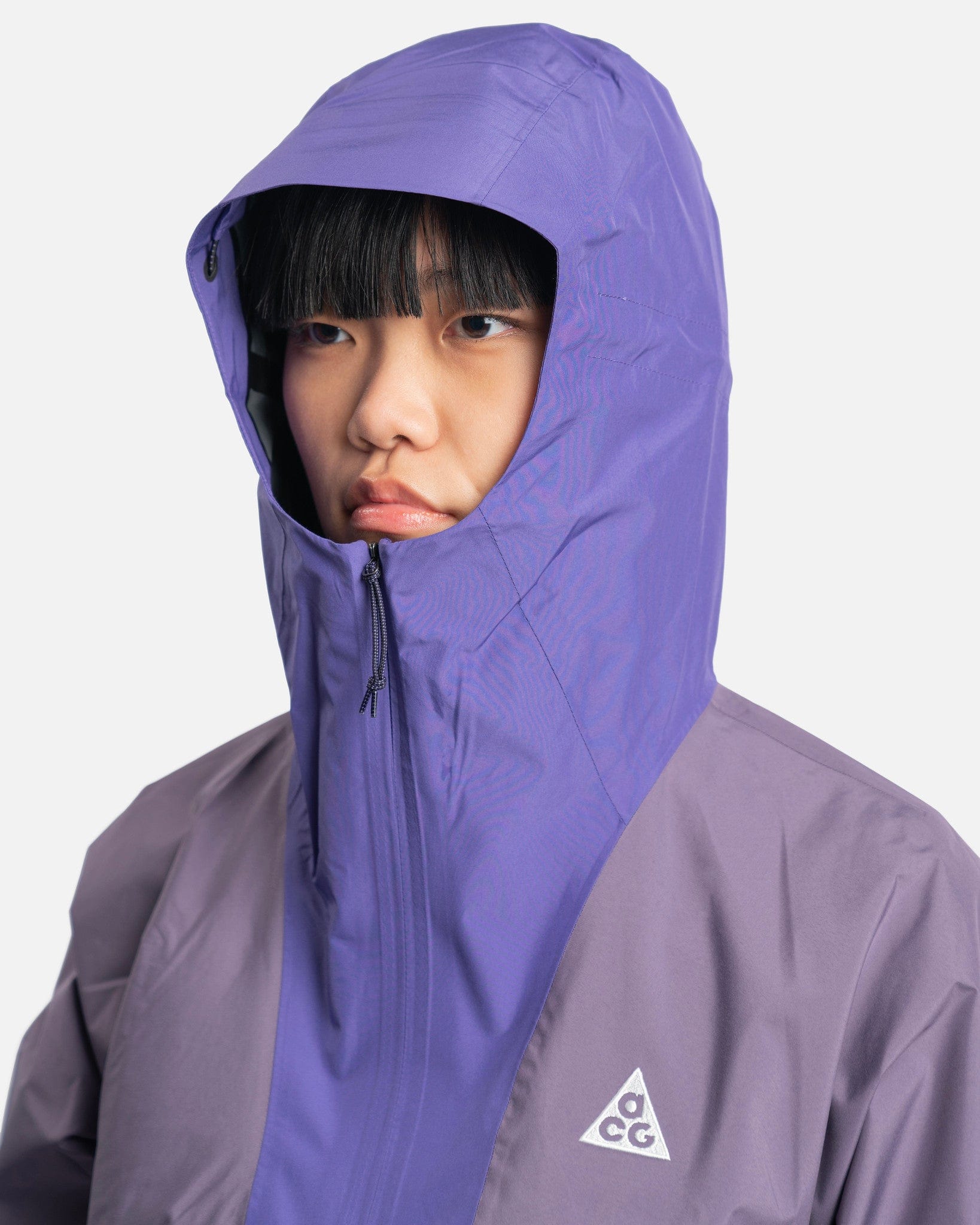 Women s ACG Cascade Rain Jacket in Dark Iris SVRN