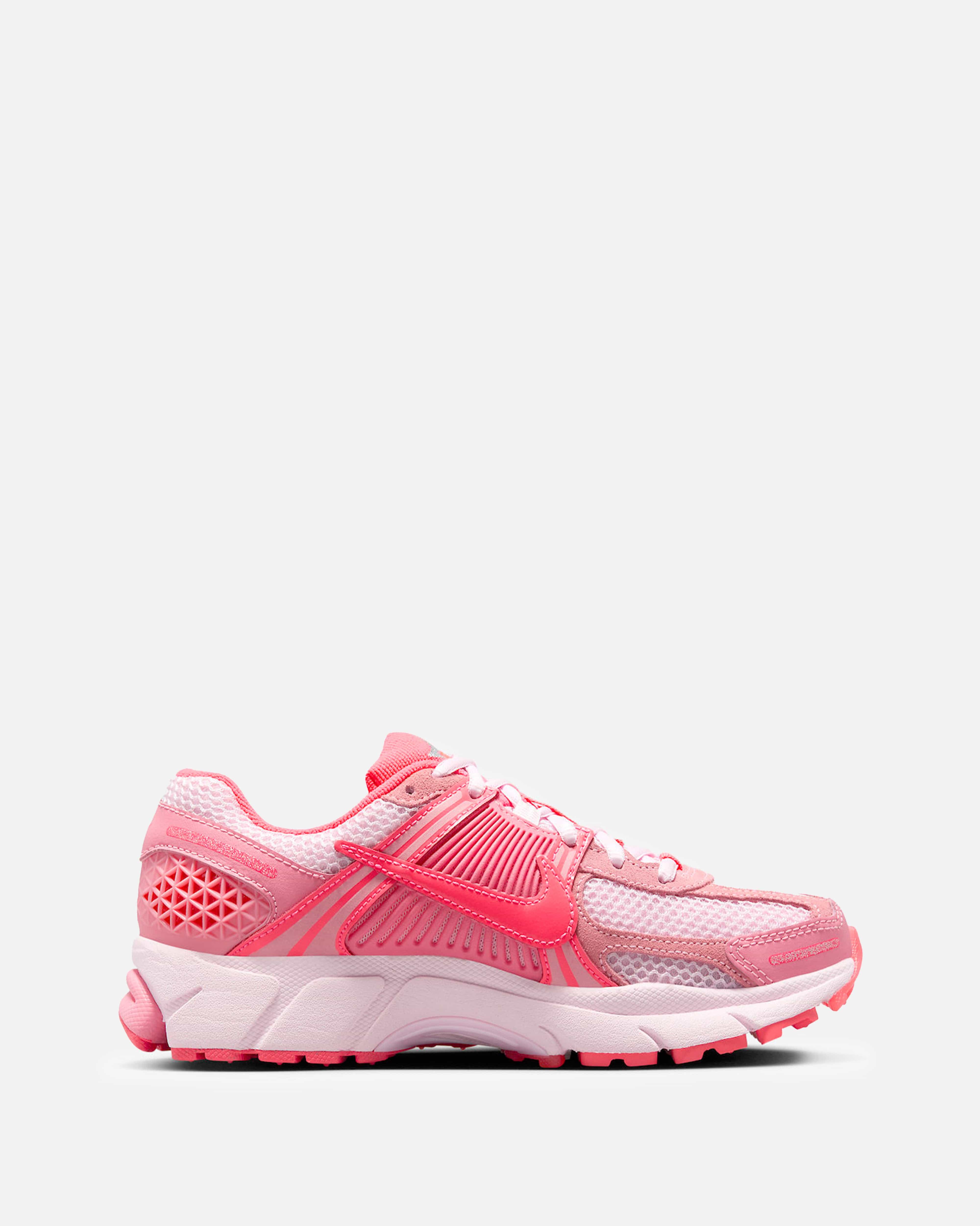 Women's Zoom Vomero 5 'Coral Chalk/Hot Punch'