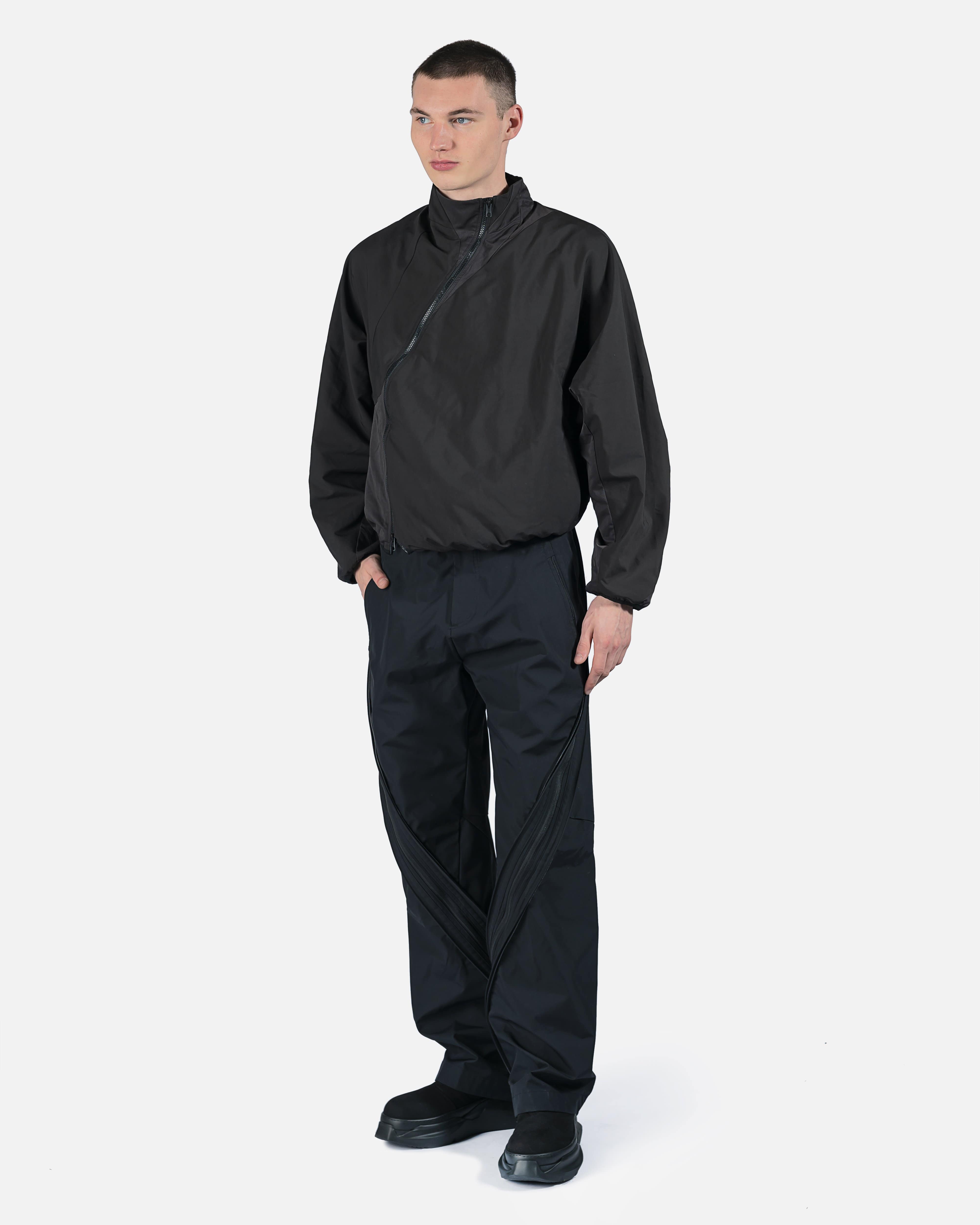 4.0+ Technical Jacket Right in Black – SVRN