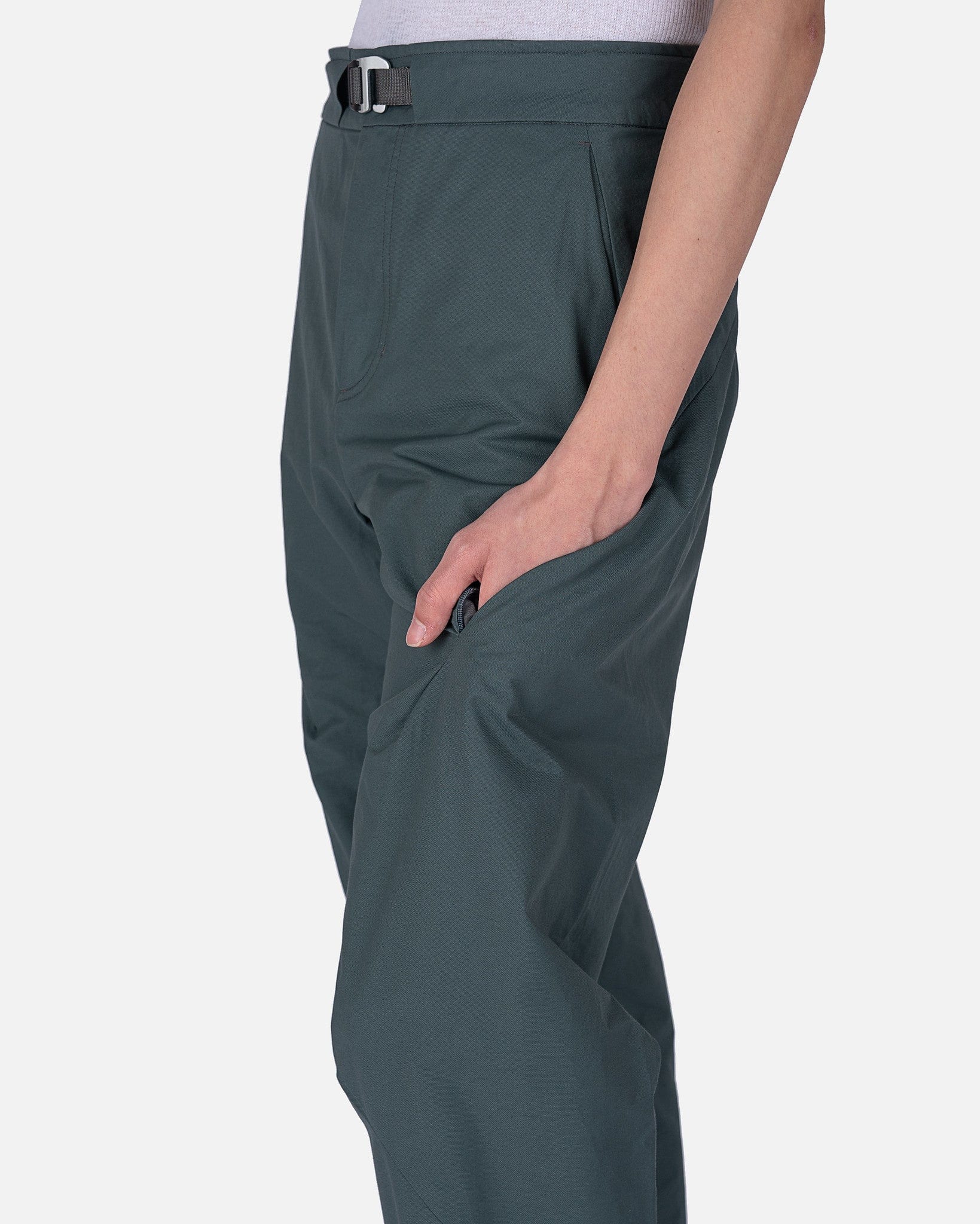 5.0 Technical Pants Right in Teal – SVRN