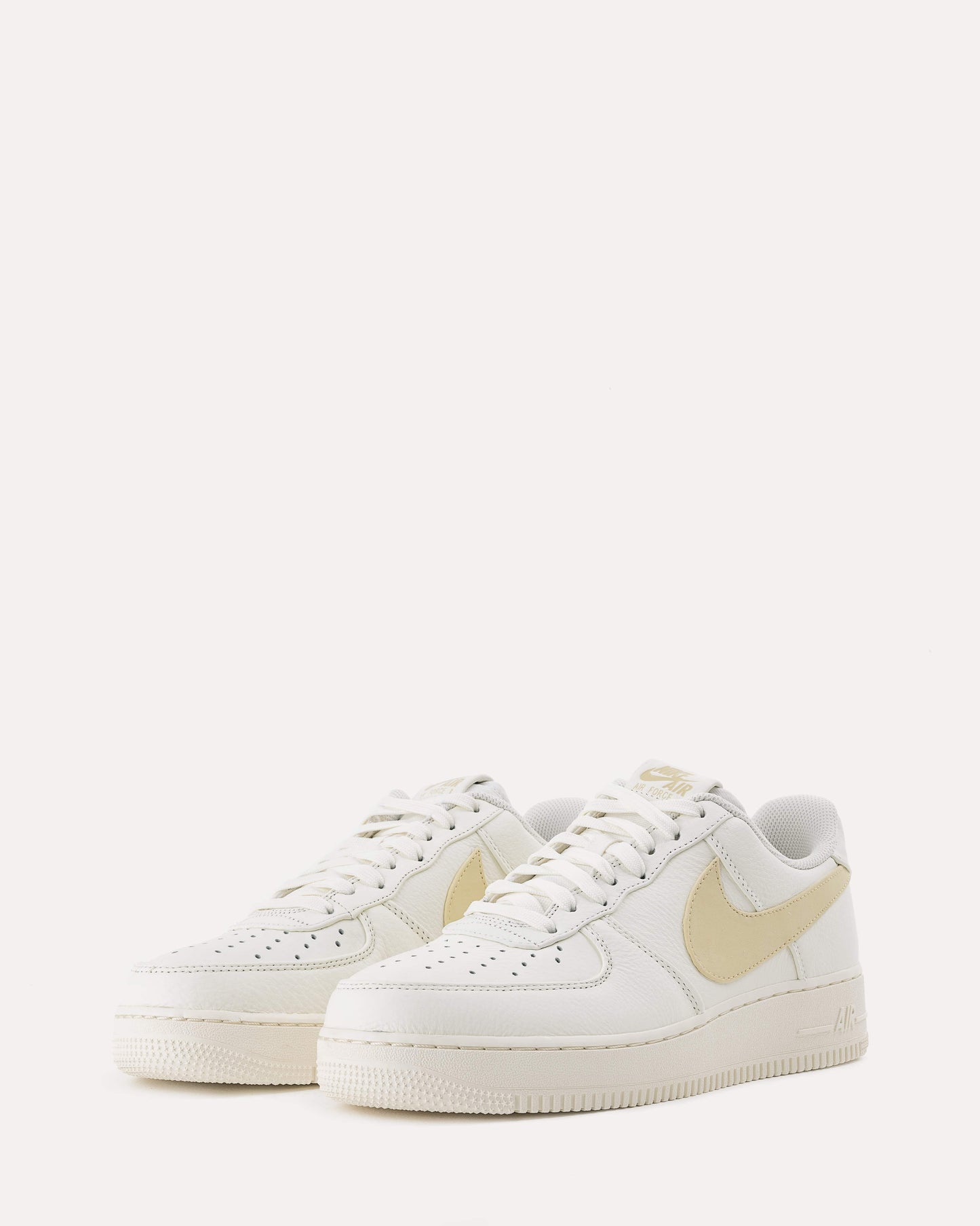 Nike Men's Sneakers Air Force 1 '07 Premium 2 in Sail