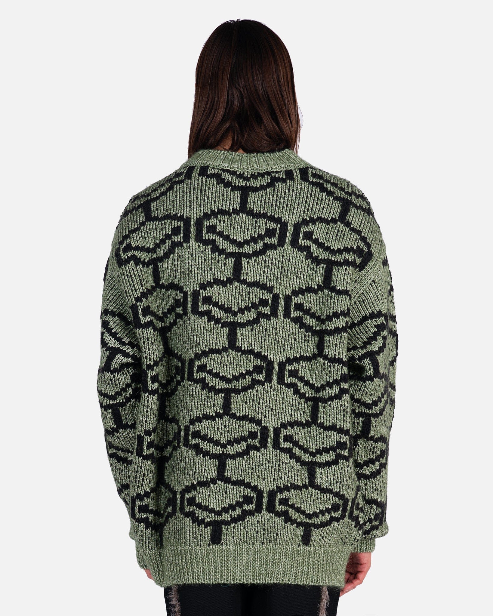 Akad Crewneck in Green – SVRN