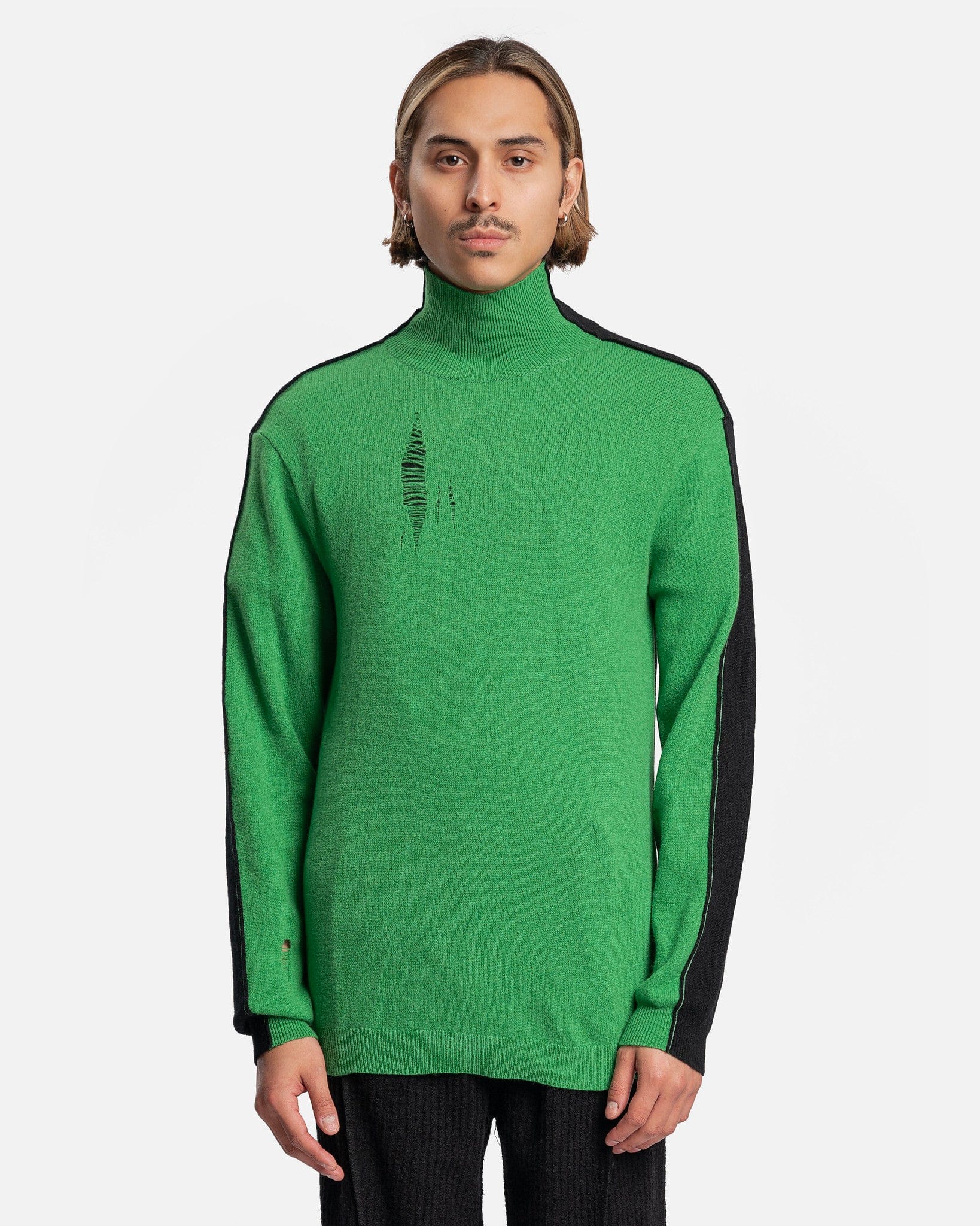 Contrast Turtleneck Sweater in Green/Black – SVRN