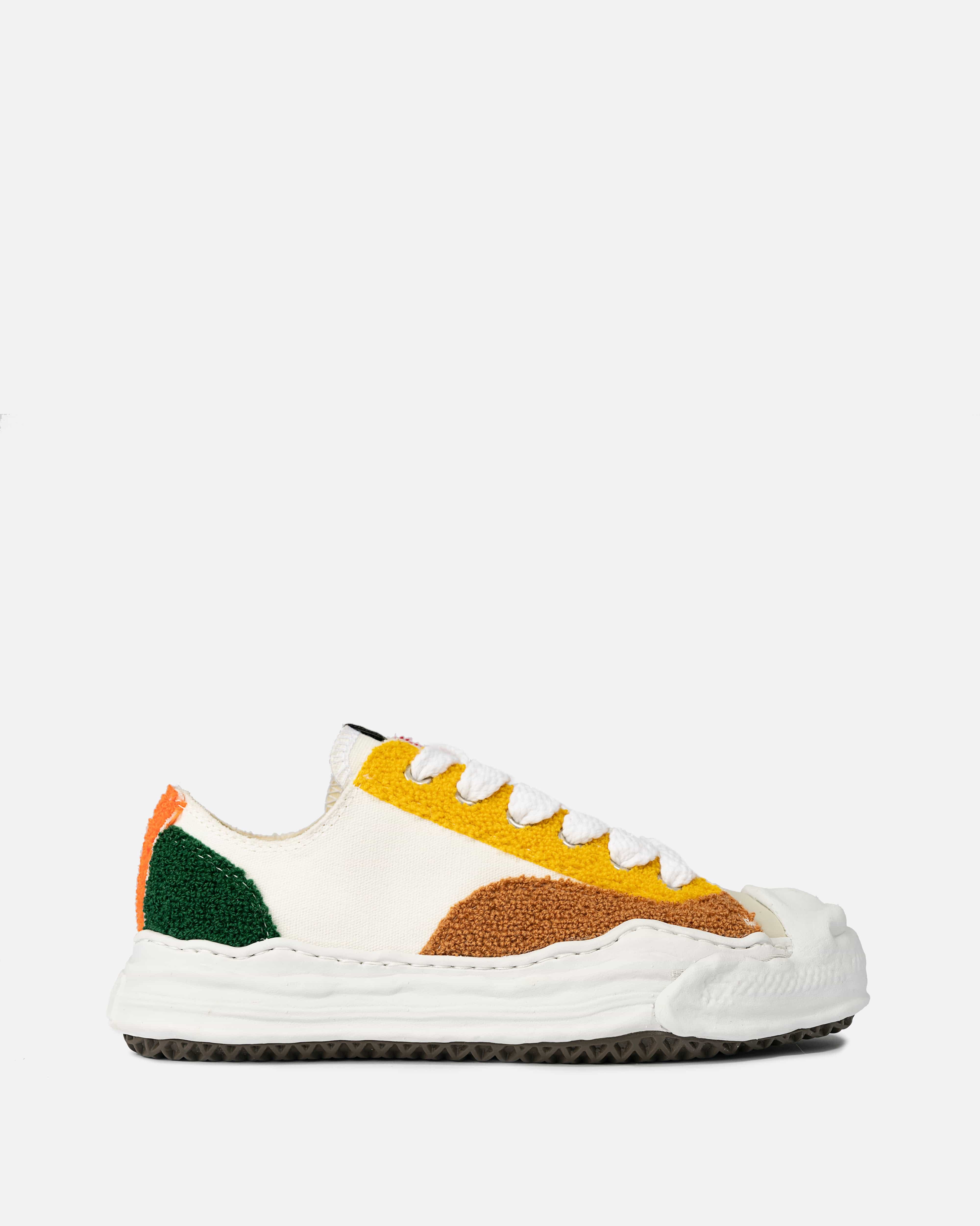 Hank Lowtop Sneakers in Multi – SVRN