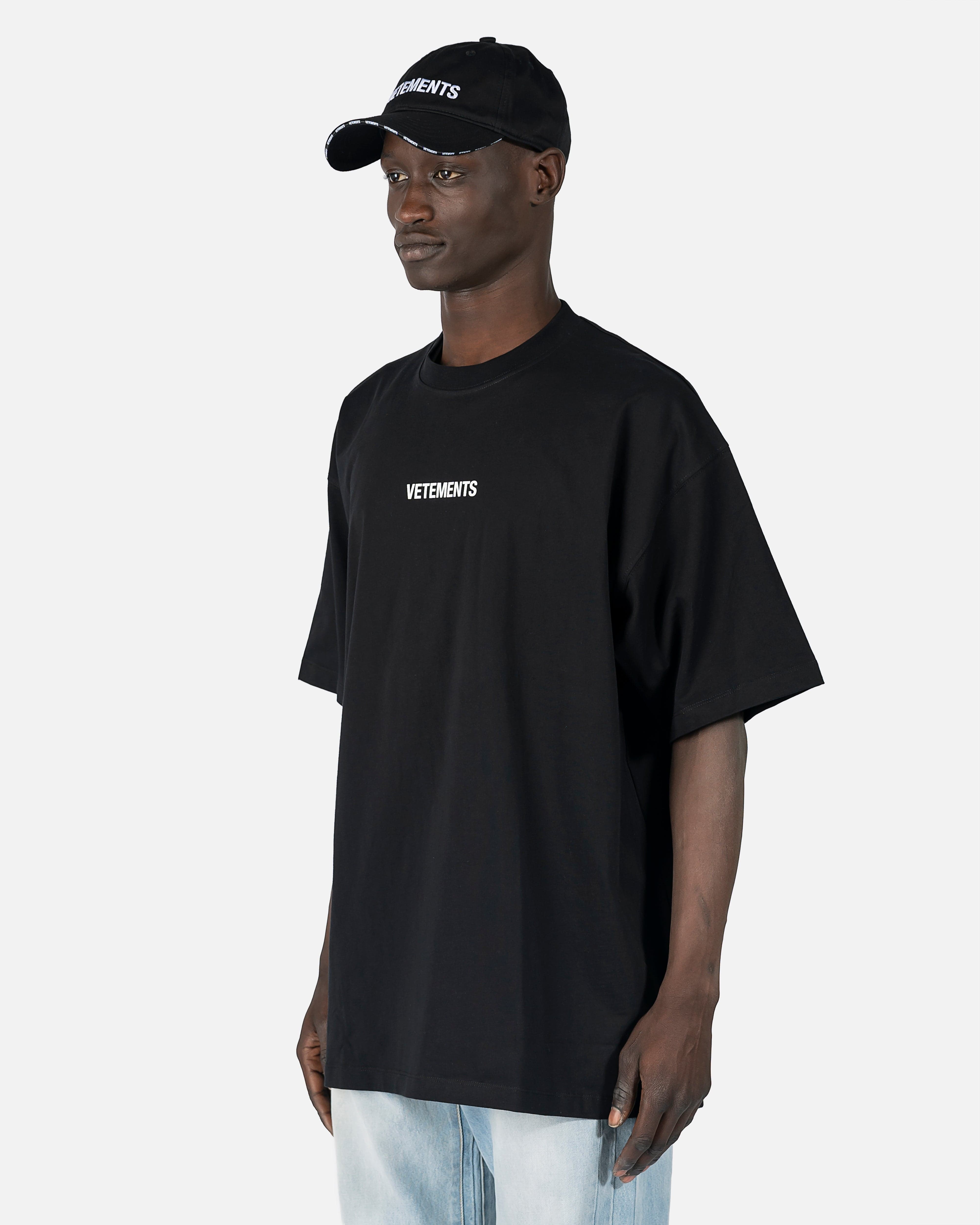 Logo Label T-Shirt in Black