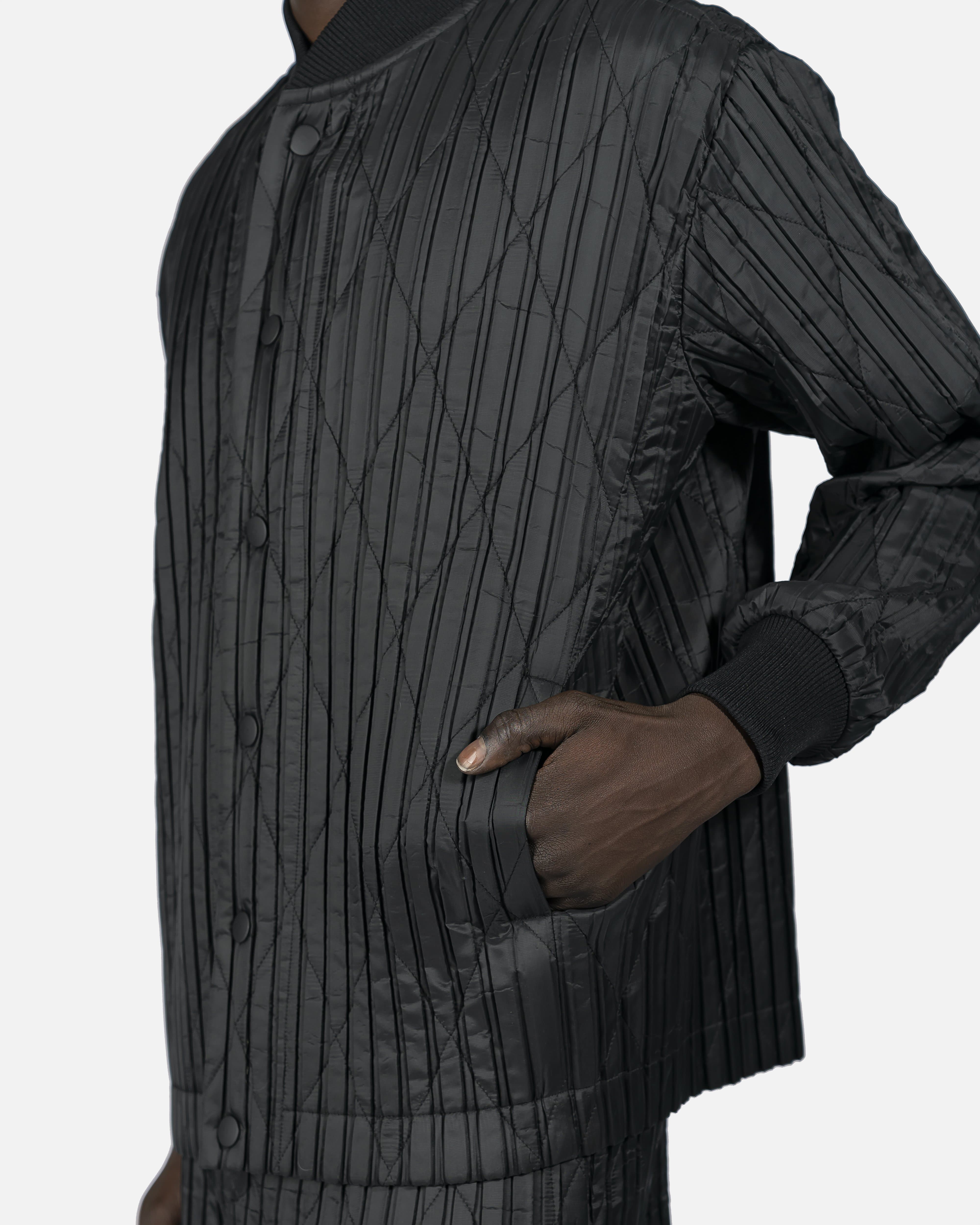 Padded Pleats Jacket in Black
