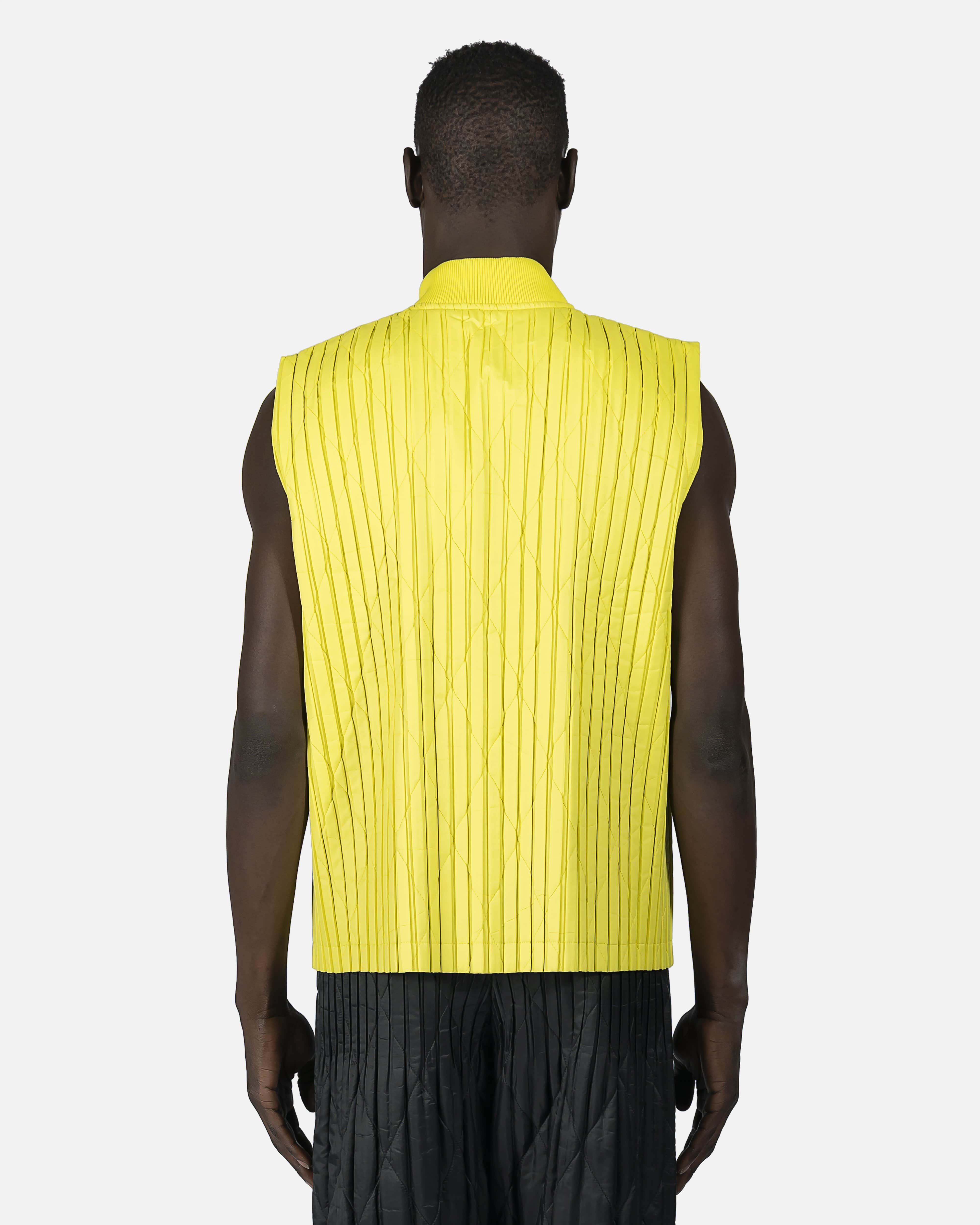 Padded Pleats Vest in Yellow – SVRN