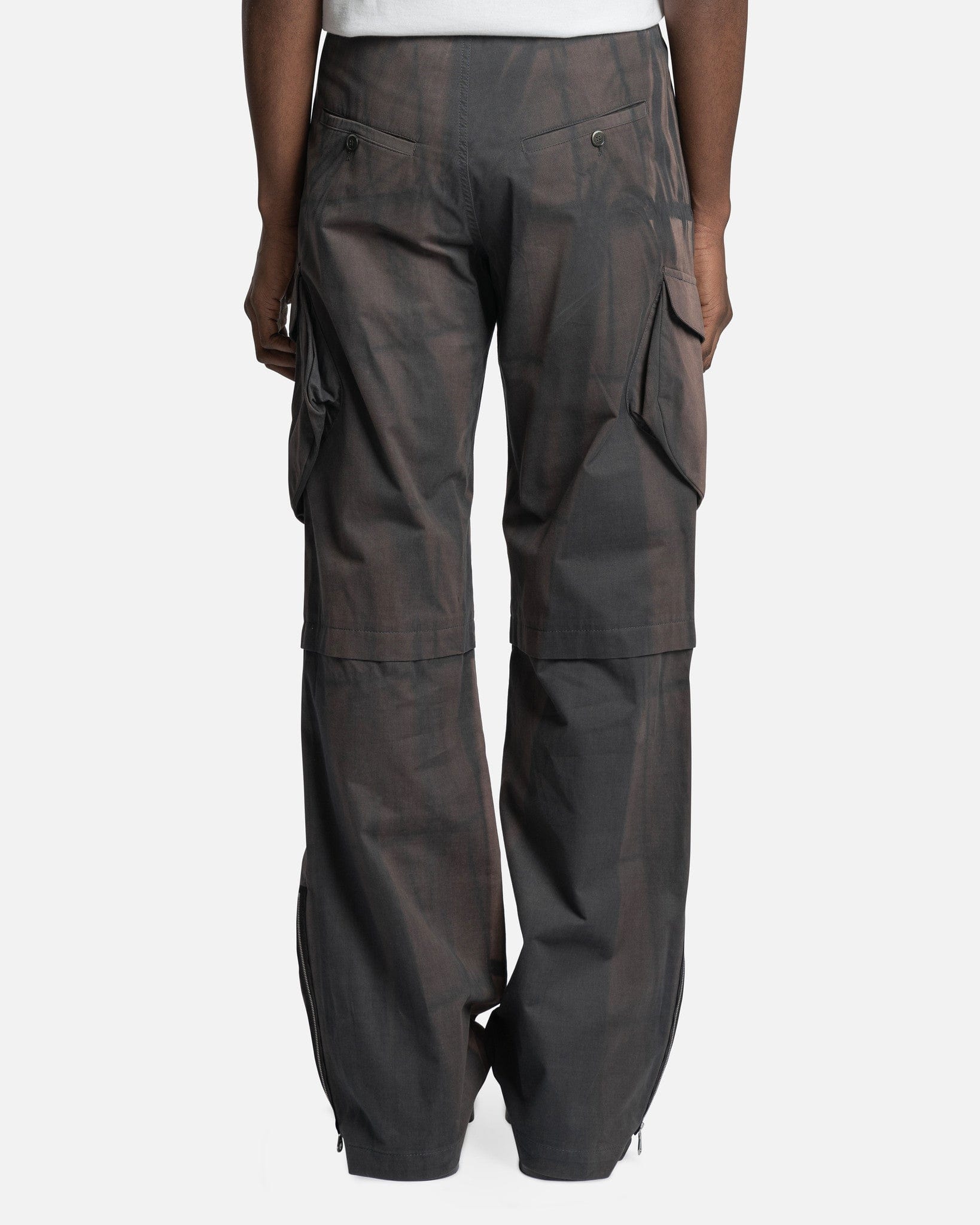 Sun-Bleached Straight Tuck Trousers in Grey – SVRN