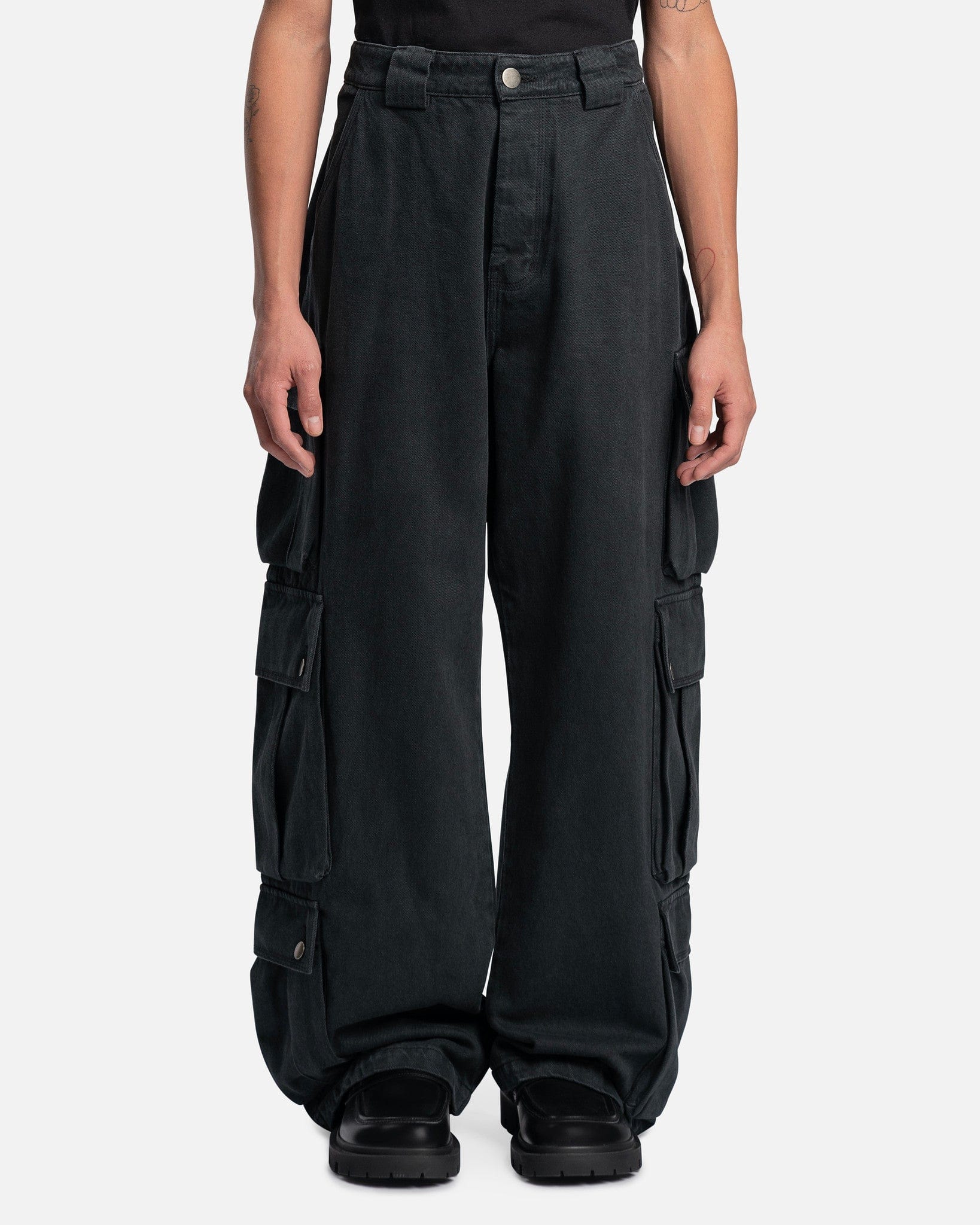 Willy Cargo Pant in Washed Black