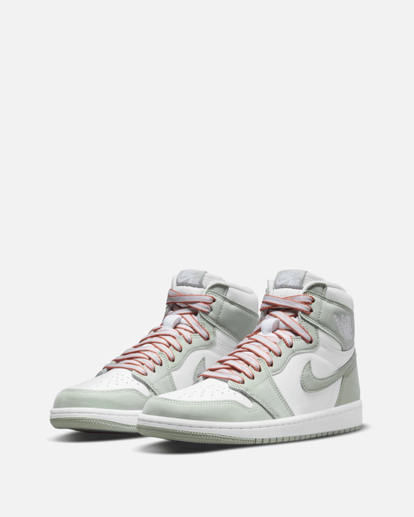 JORDAN Releases Women's Air Jordan 1 'Seafoam'